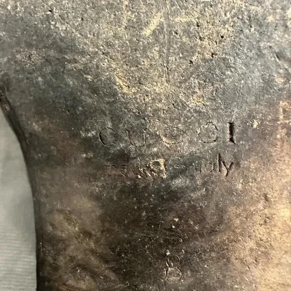 Gucci
Gucci Black Leather Interlocking G Penny Loafers Size 8 - Picture 8 of 16